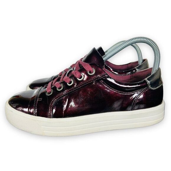 Limelight Maroon and White Sneakers - Picture 2 of 12